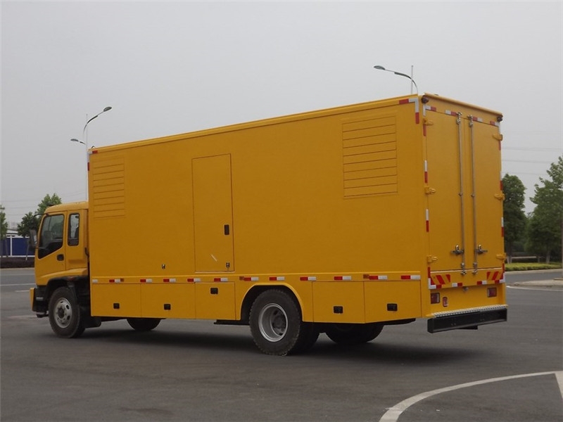 宜昌发电车出租- 柴油发电机油箱怎么清洗