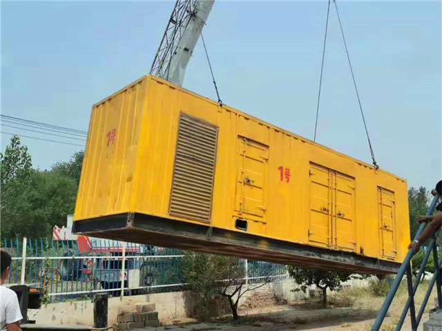 宜昌300KW柴油发电机组油耗是多少？