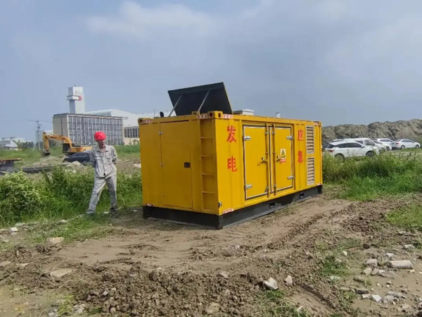 宜昌200KW柴油发电机机组每小时的油耗量受哪些因素影响？